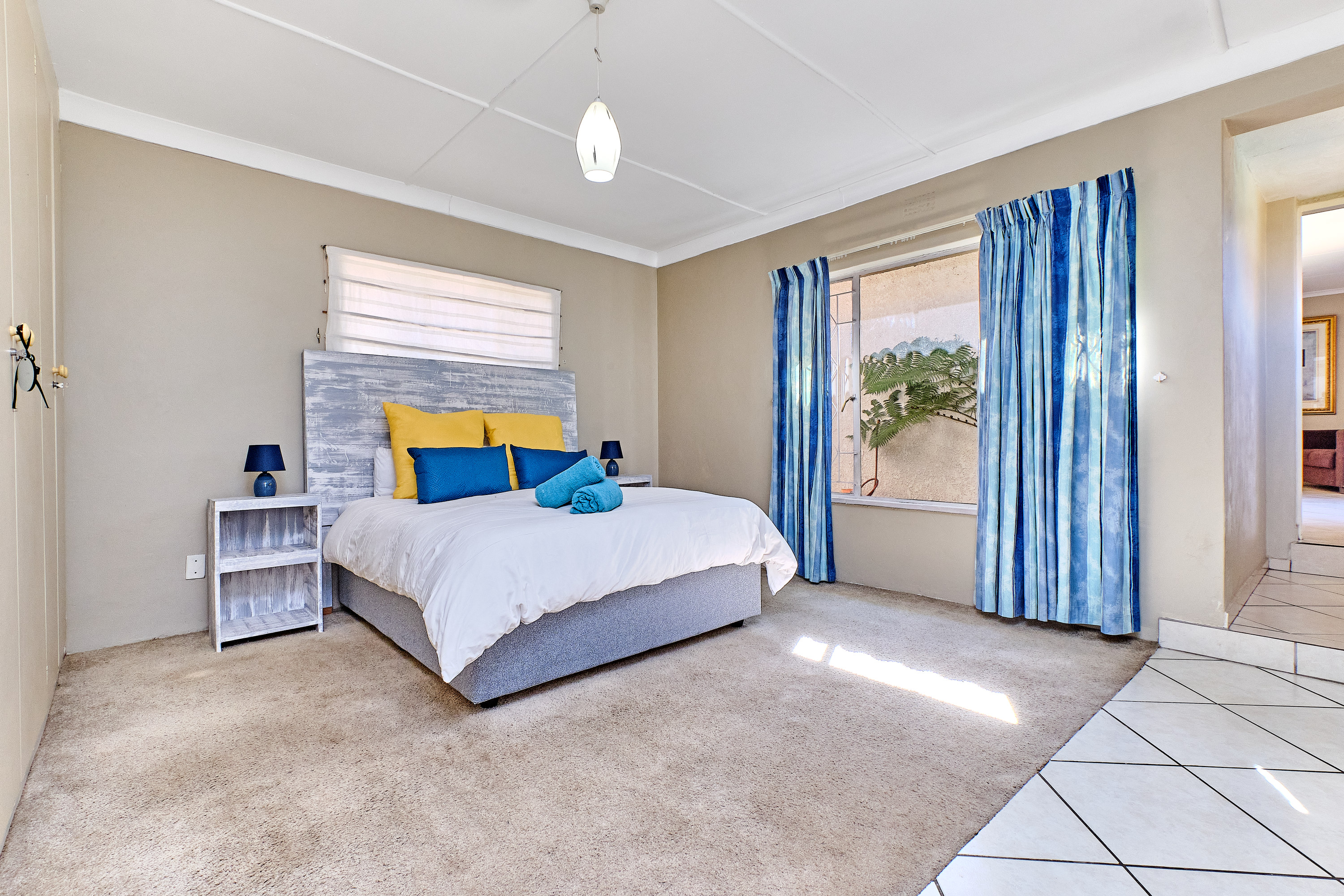 Cottage bedroom